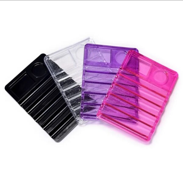 Apoya pinceles con paleta