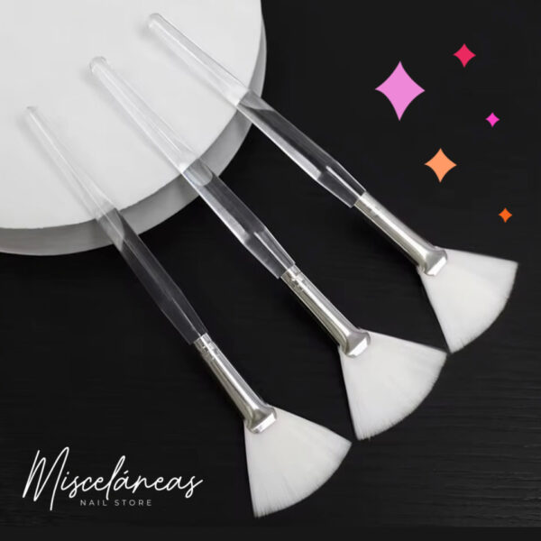 Brocha / pincel abanico para mascarilla x 1 un.