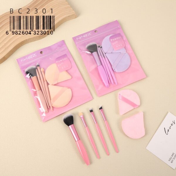Set de Maquillaje: Brochas y Esponjas - Naez